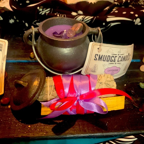 SMUDGE CANDLE kit w/Cauldron & Lid, Sage, Palo Santo & 2 stones. - Picture 1 of 12